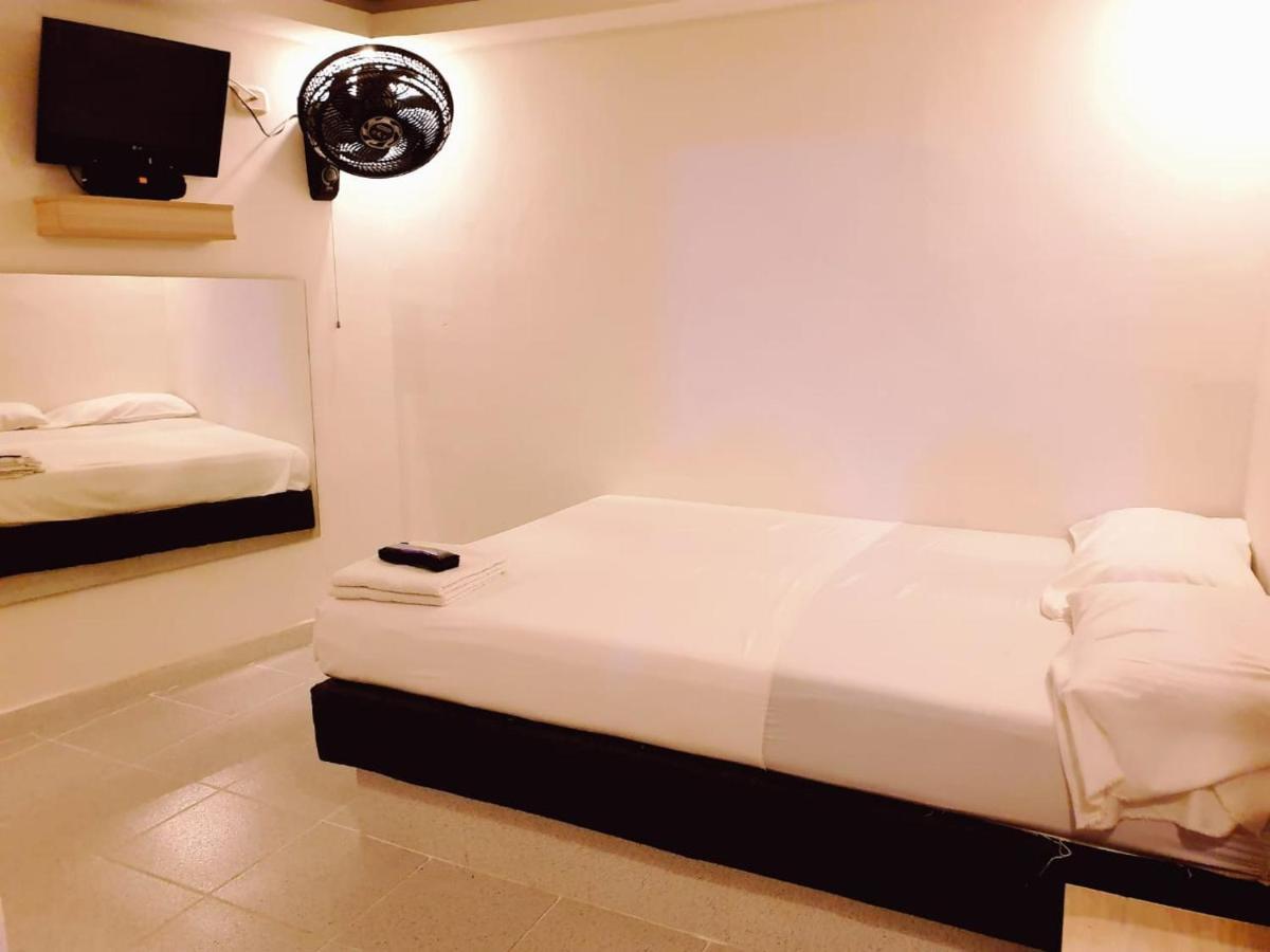 Hotel Motel Love Ibagué Buitenkant foto